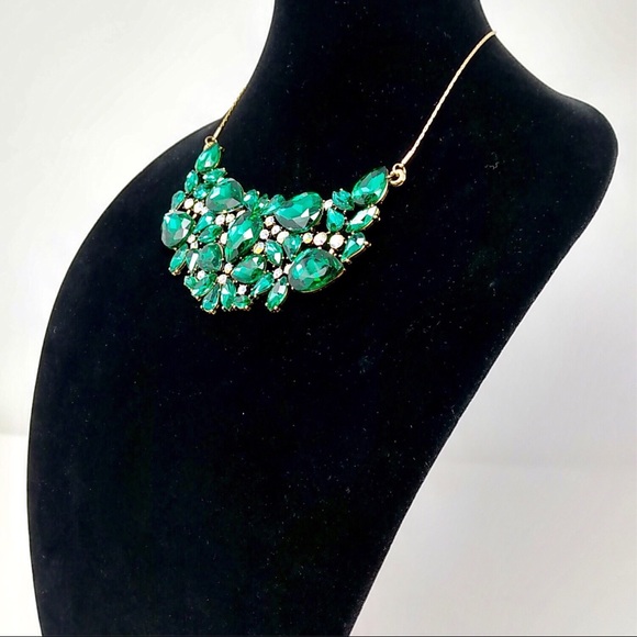 Amrita Singh Emerald Brass Statement Necklace - Picture 2 of 4